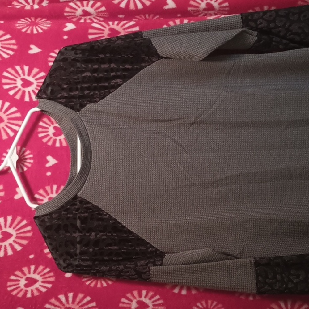 NWT Women's Long Sleeve Thermal Top